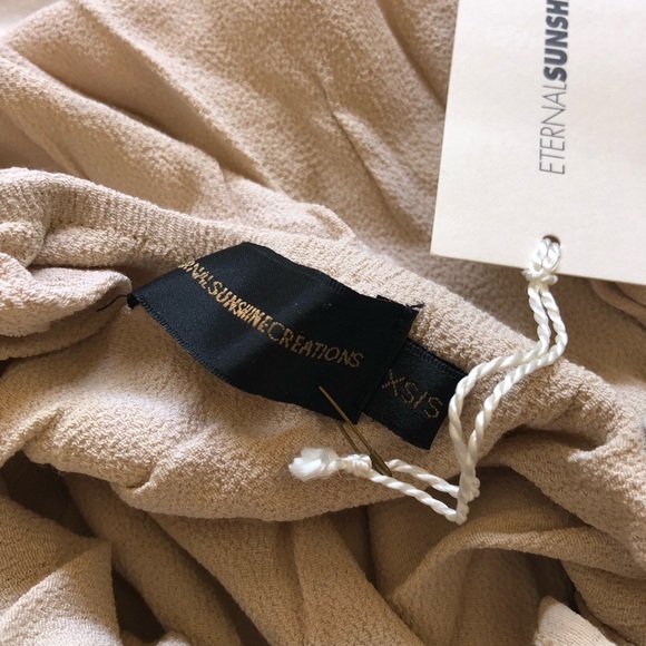 NWT Eternal Sunshine Creations Crochet Front Cream Boho Chic Romper XS / Small - Picture 3 of 4